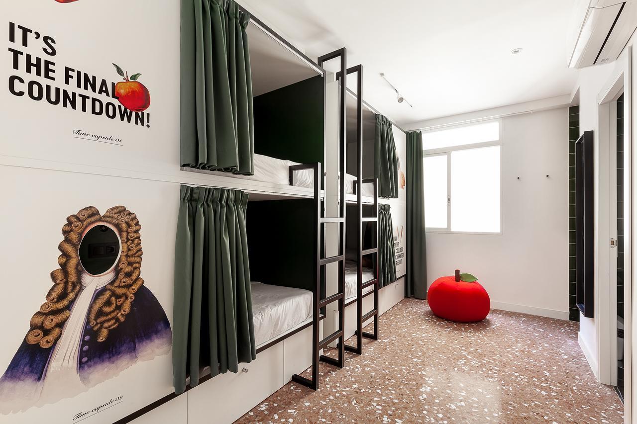 Quadruple Room Private Bathroom