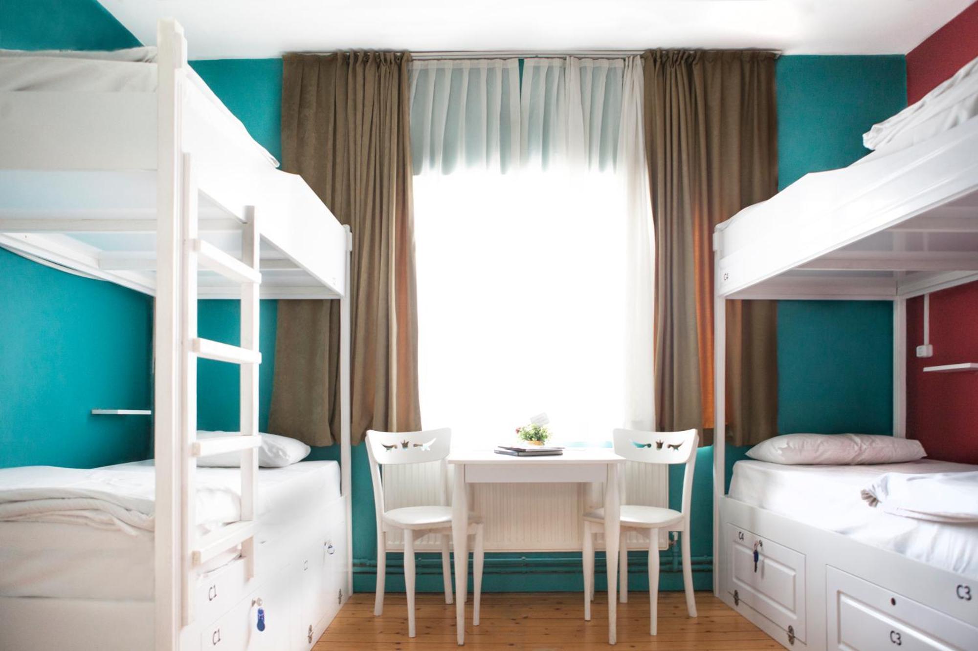 Bed in 4-Bed Mixed Dormitory Room