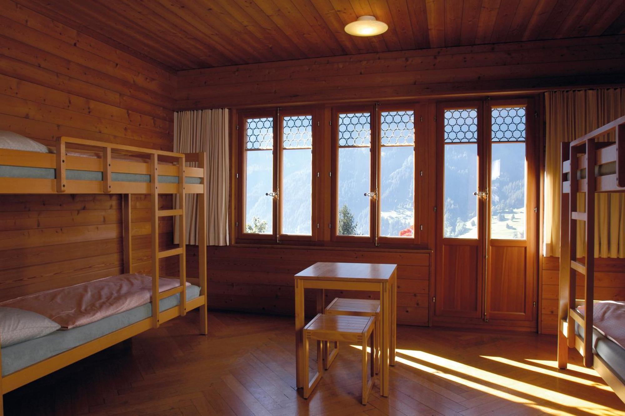 Sextuple Room with Shared Bathroom