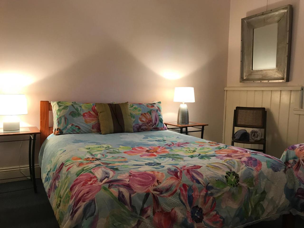 Budget Double or Twin Room,738778099:JPEG