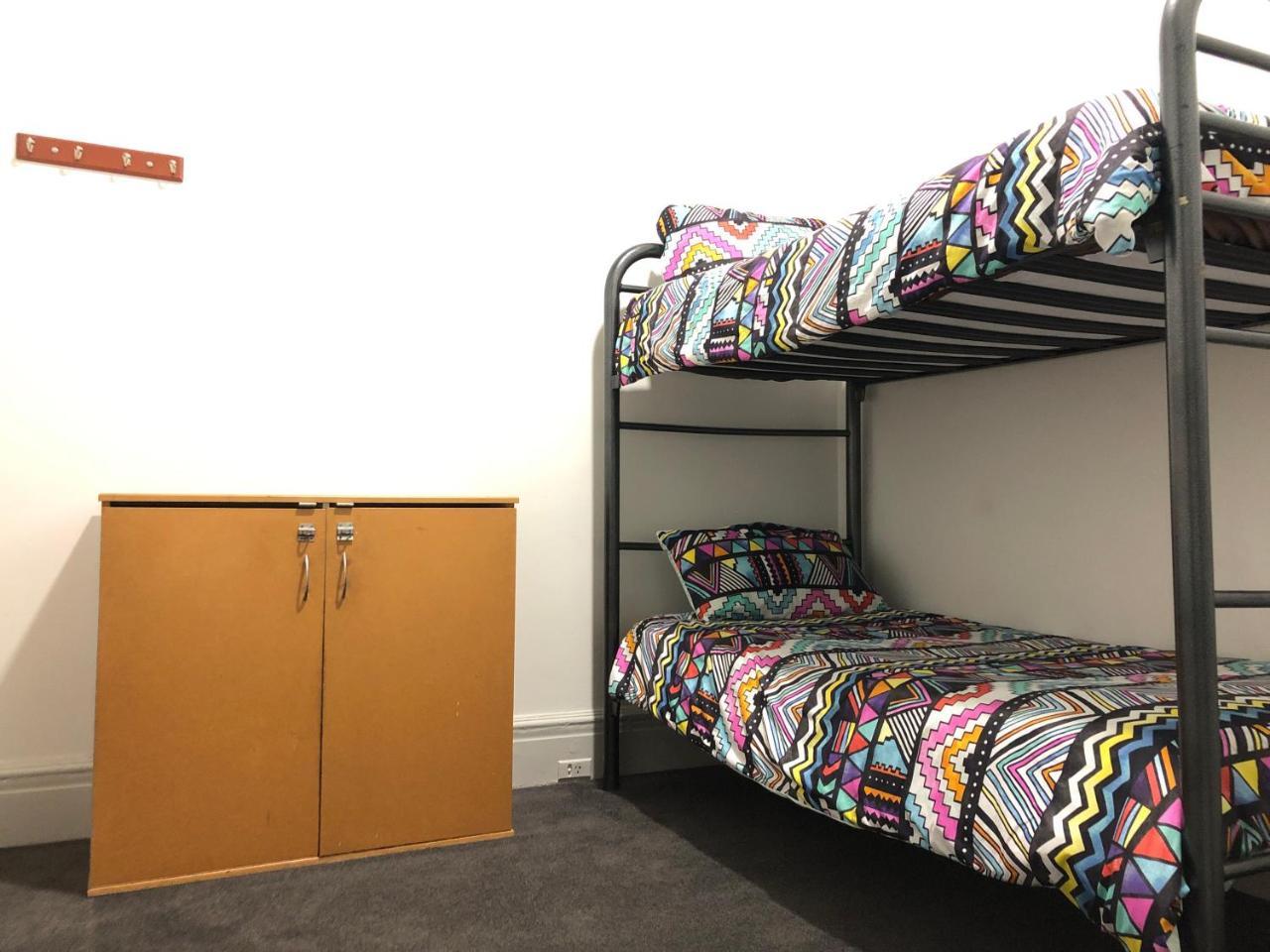 Twin Room with Bunk Beds and Shared Bathroom,789965271:JPEG