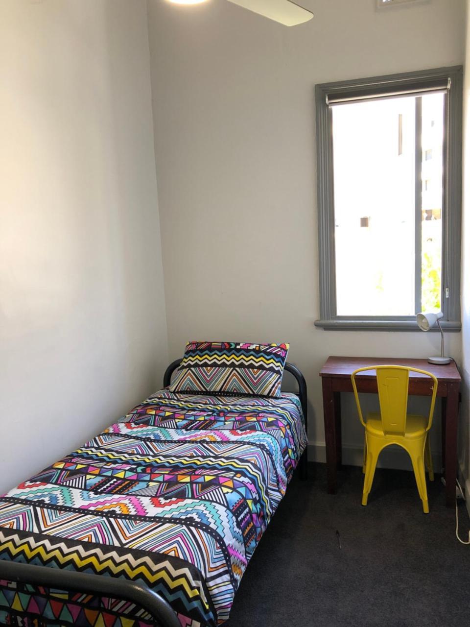 Single Room with Shared Bathroom,789955395:JPEG