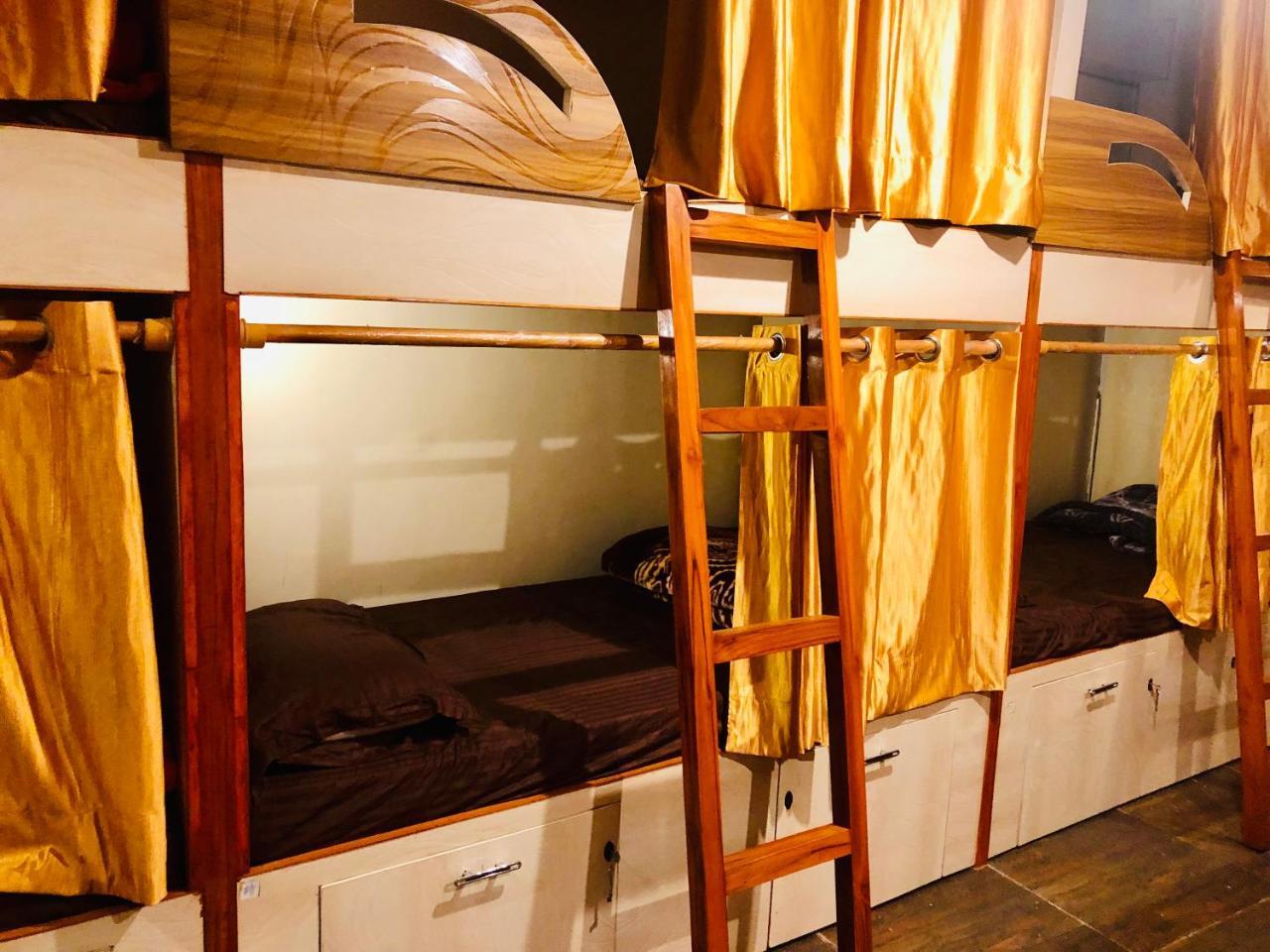 Bed 10-Bed Mixed Dormitory Room,763779901:JPEG