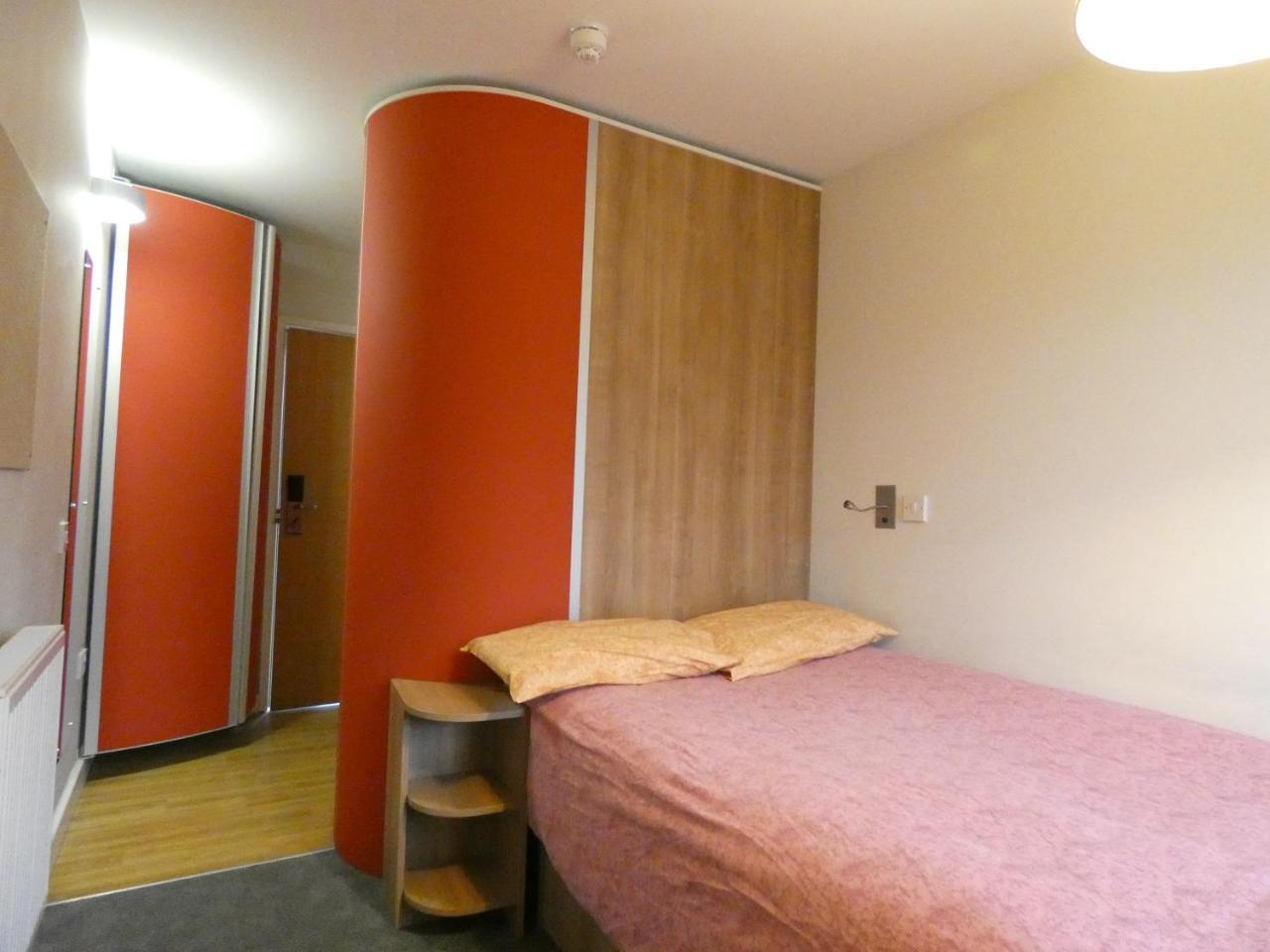 Standard Single Room,765429124:JPEG