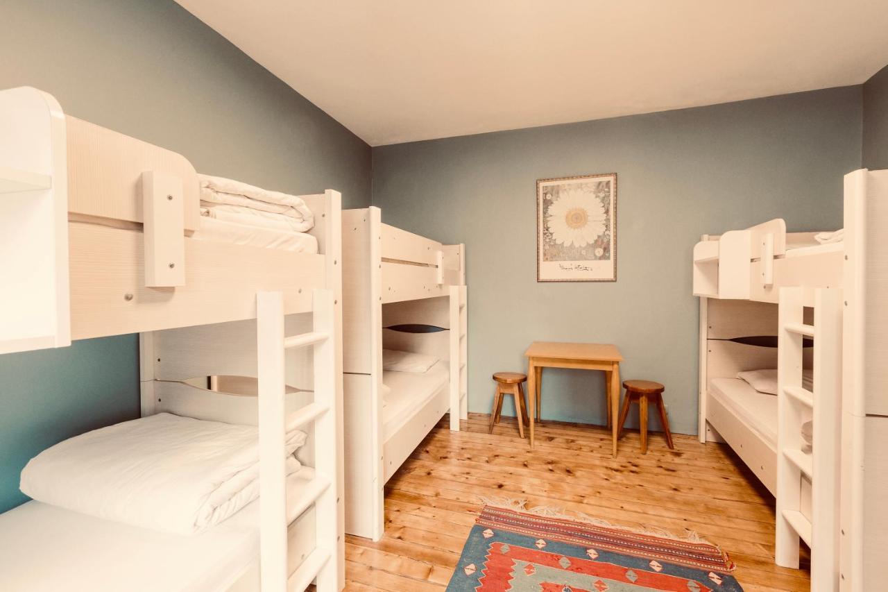 Bed in 8-Bed Mixed Dormitory Room,769036225:JPEG