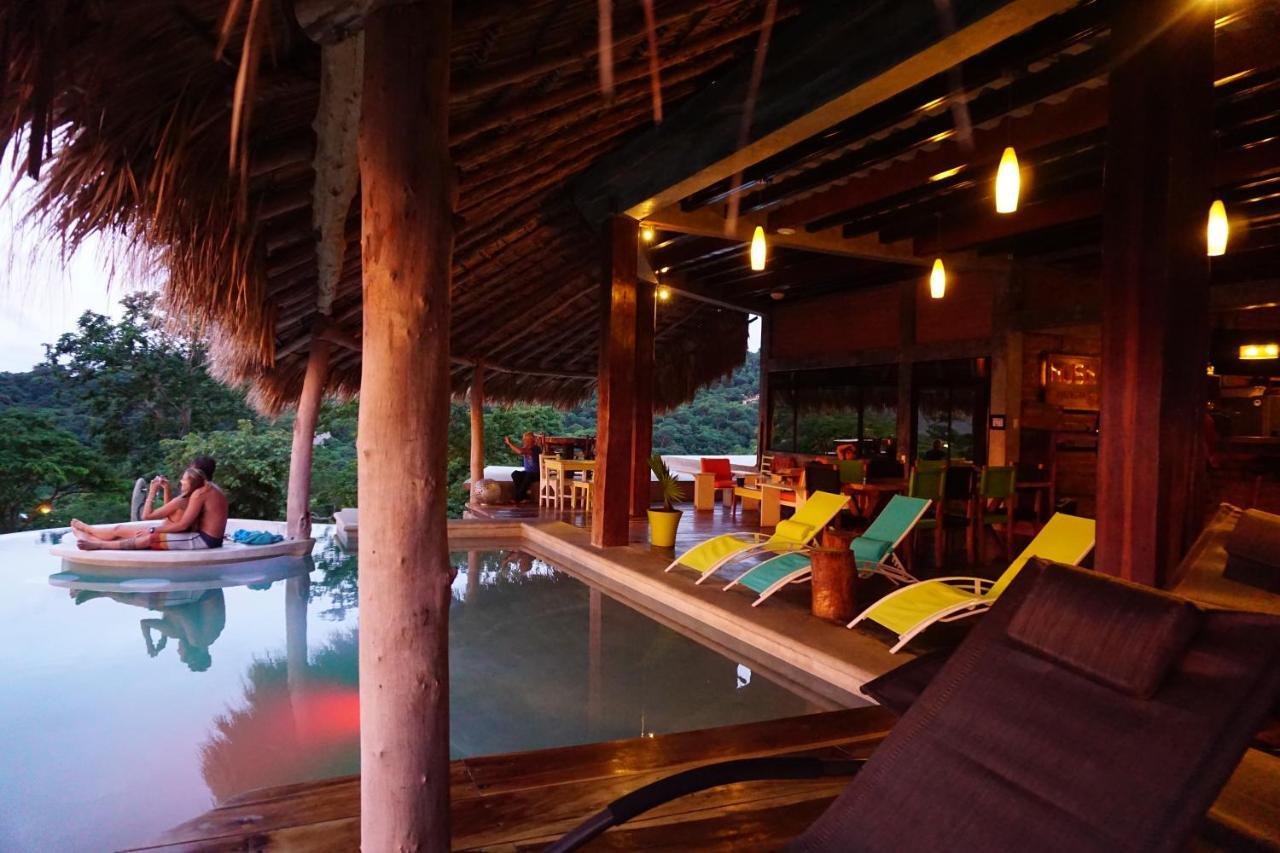 Queen Room Pool View