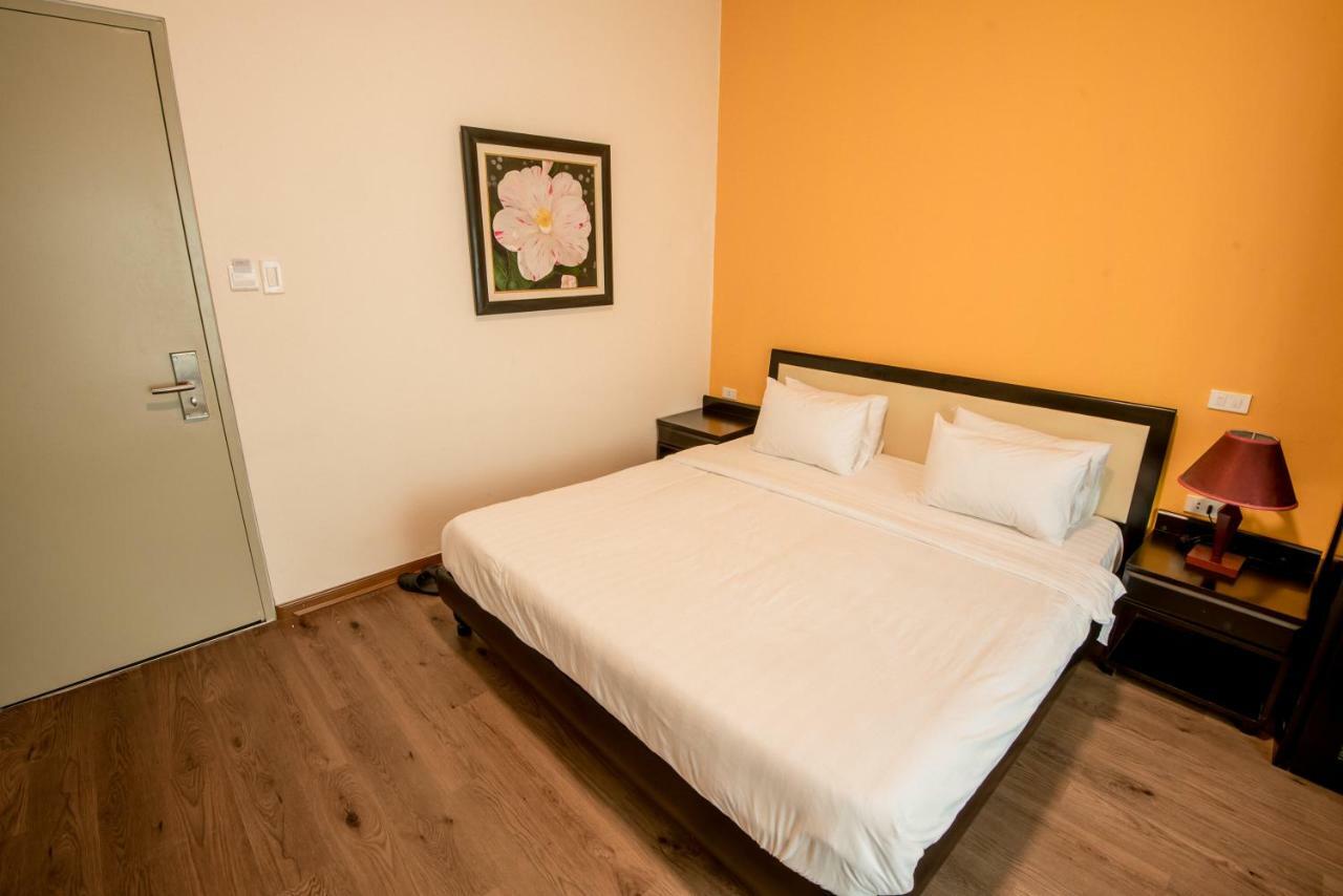 Deluxe Double Room,779540139:JPEG