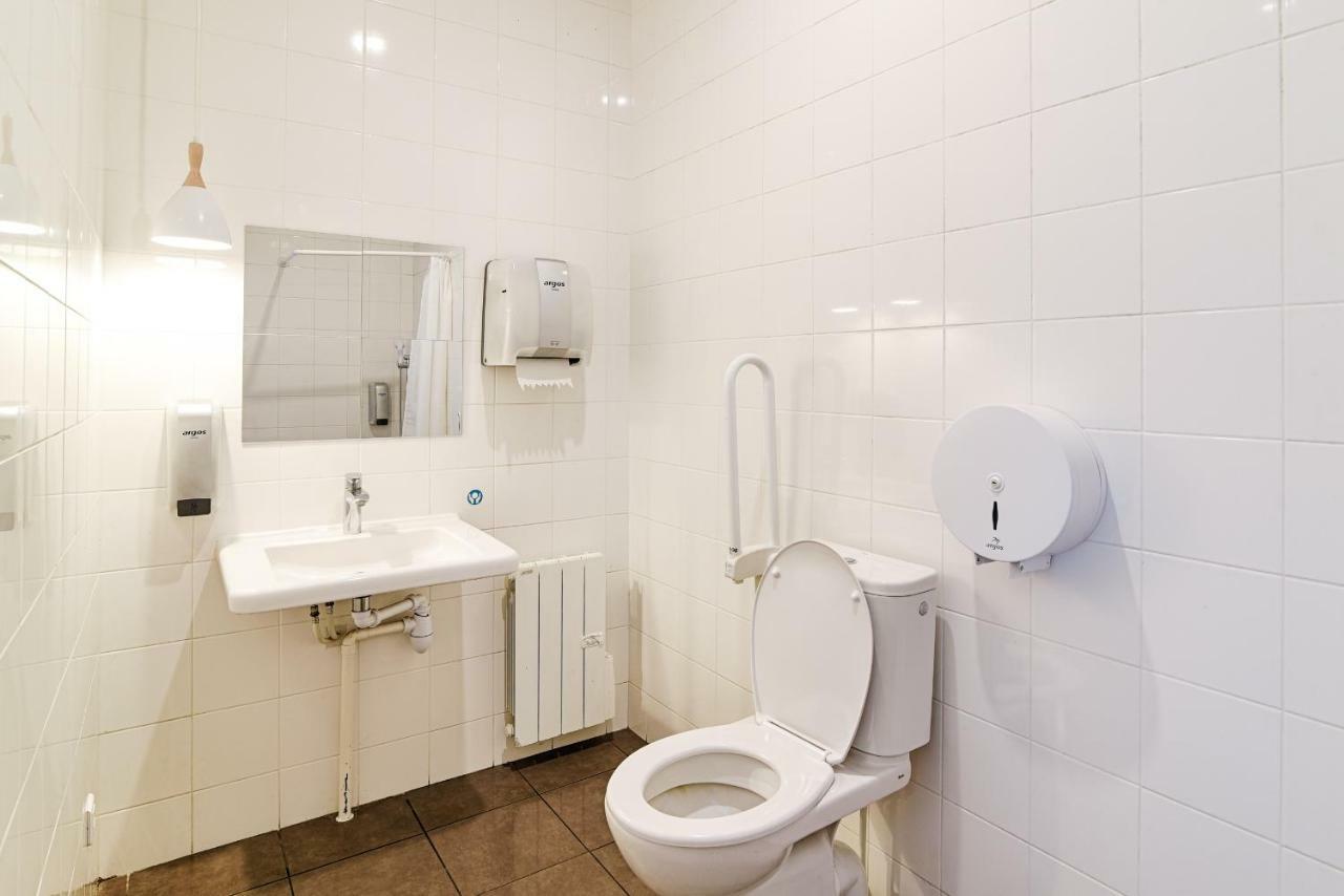 Bunk Bed in 4-Bed Mixed Dormitory Room,784180623:JPEG