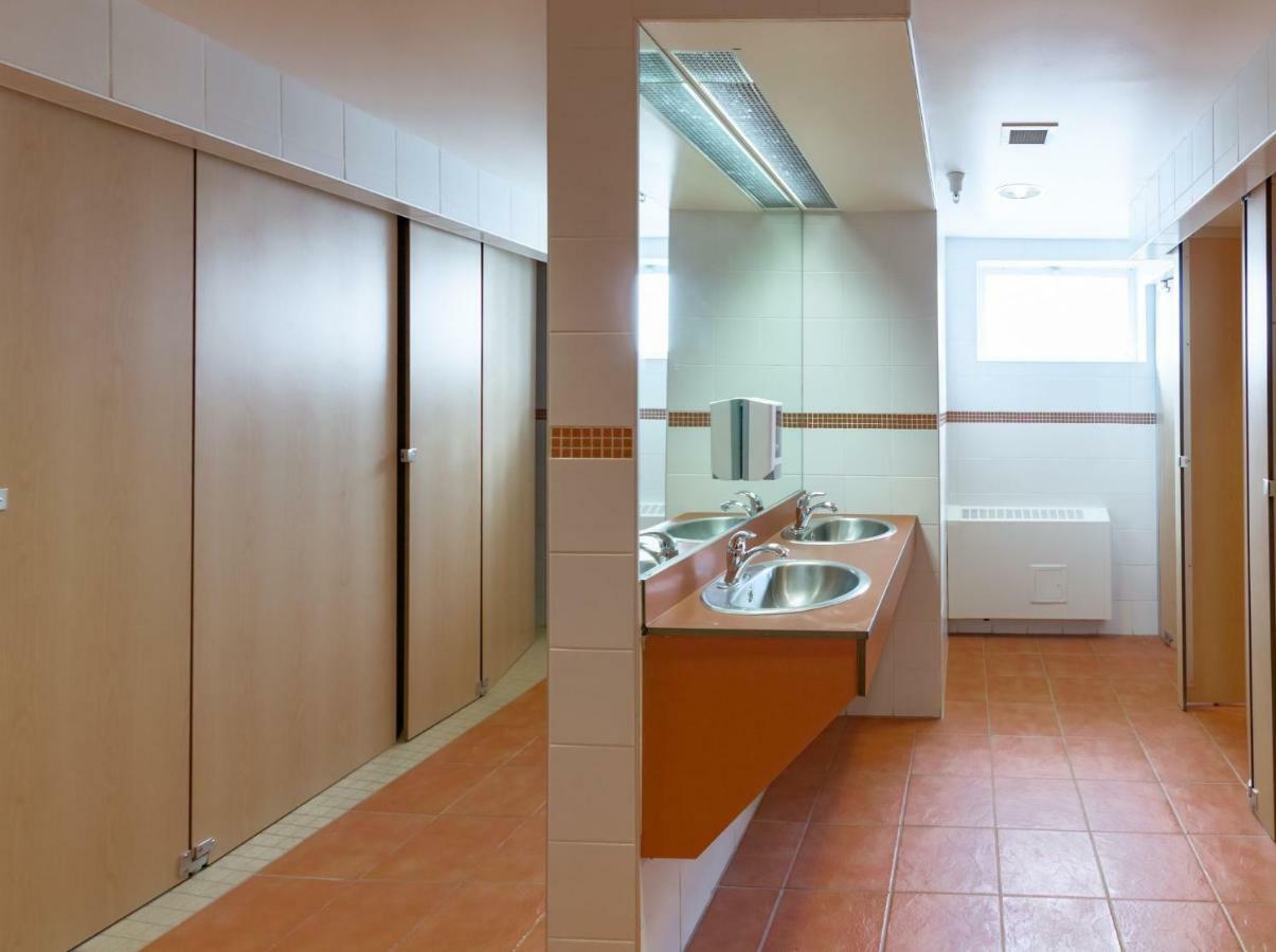 Gerard Hall Double Room with Shared Bathroom
