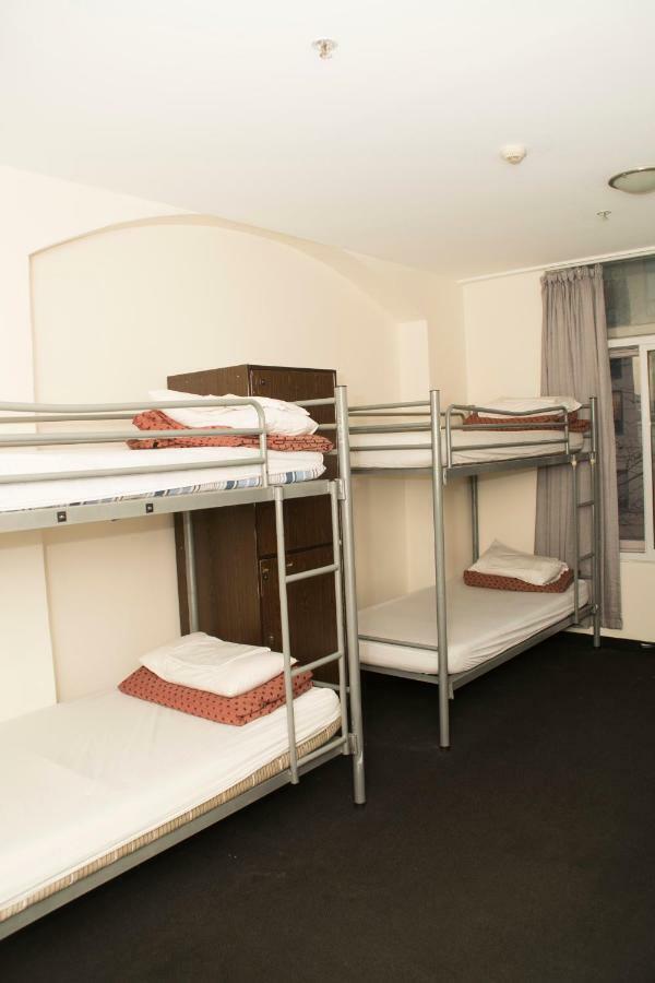 Bed 4-Bed Female Dormitory Room,812566173:JPEG