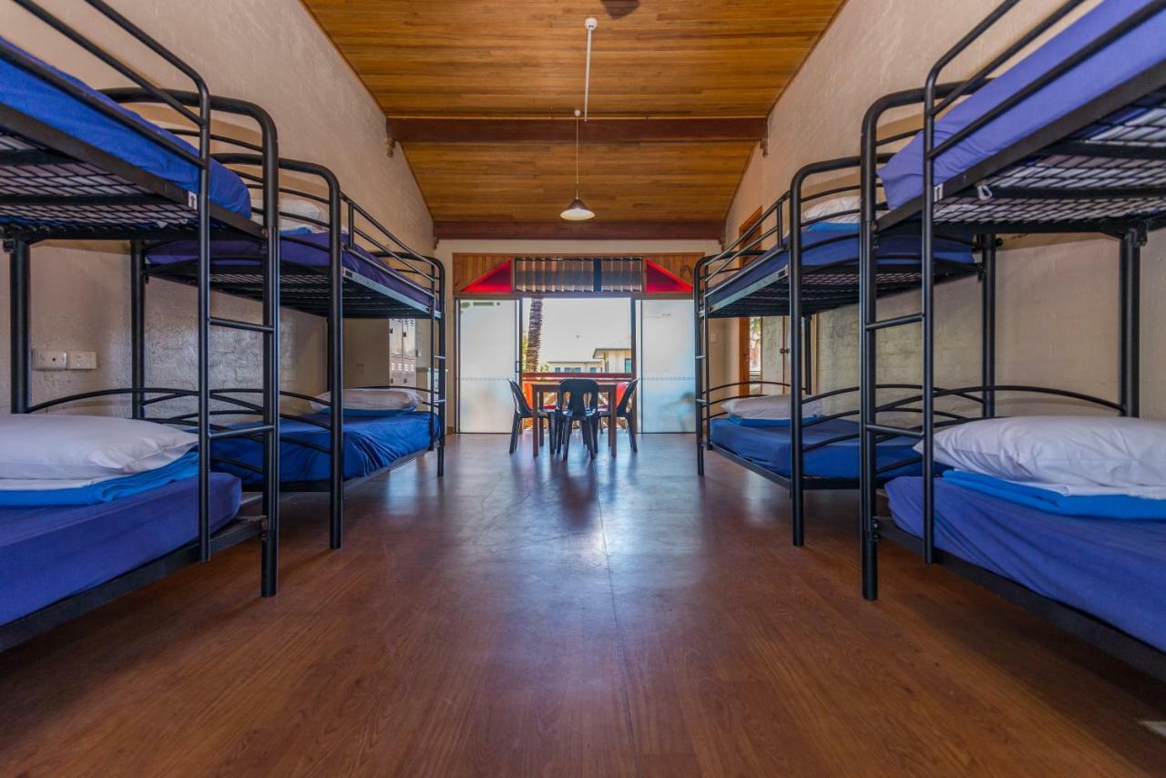 Bed in 10-Bed Mixed Dormitory Room with Terrace (age 18 - 35 years only)
