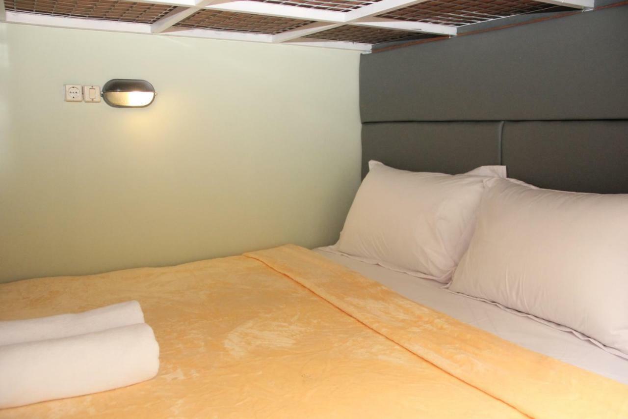 Bed in 4-Bed Mixed Dormitory Room