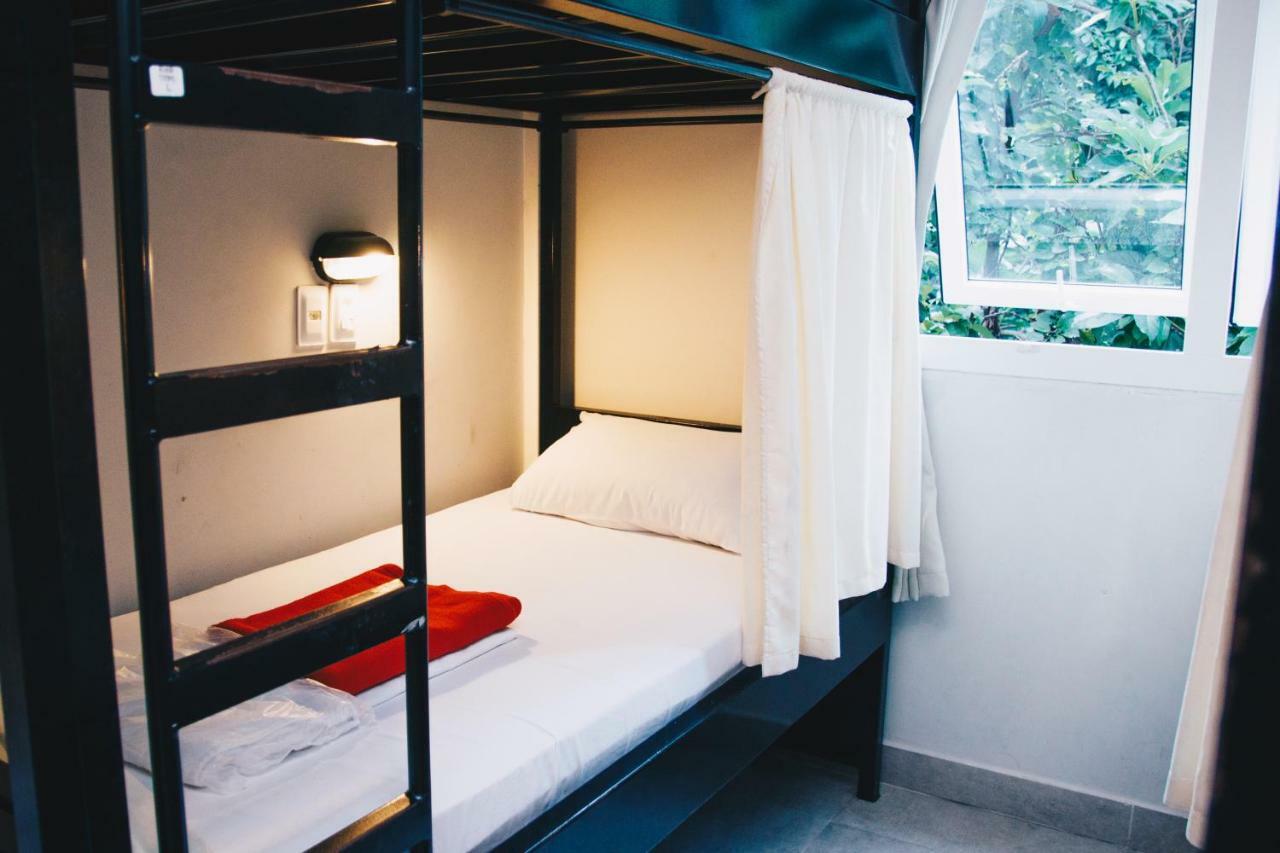 Budget Bunkbed Room,687866457:JPEG
