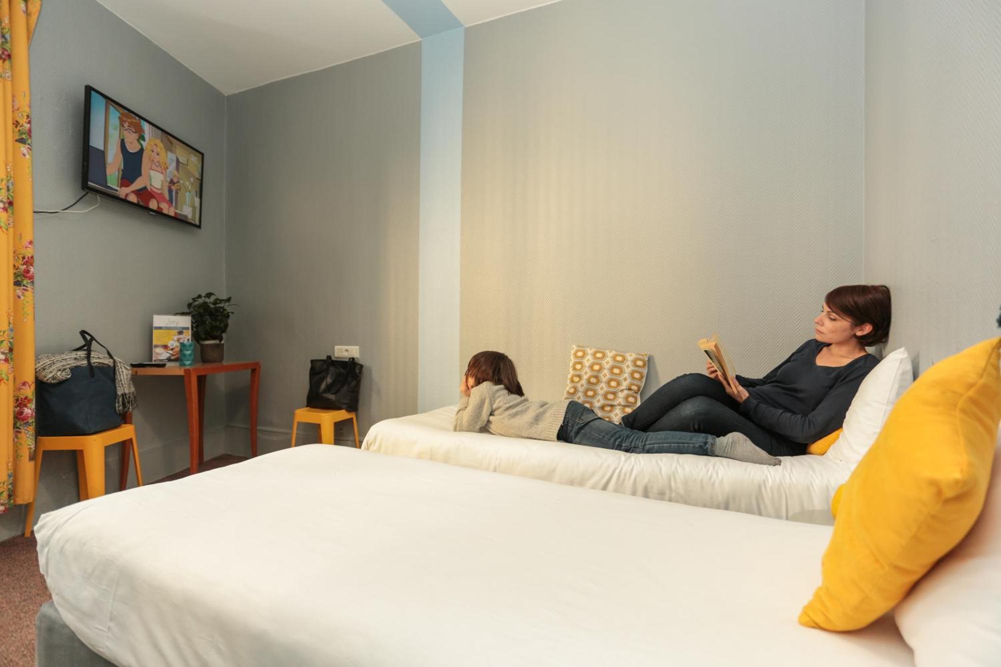 Twin Room with Private Bathroom