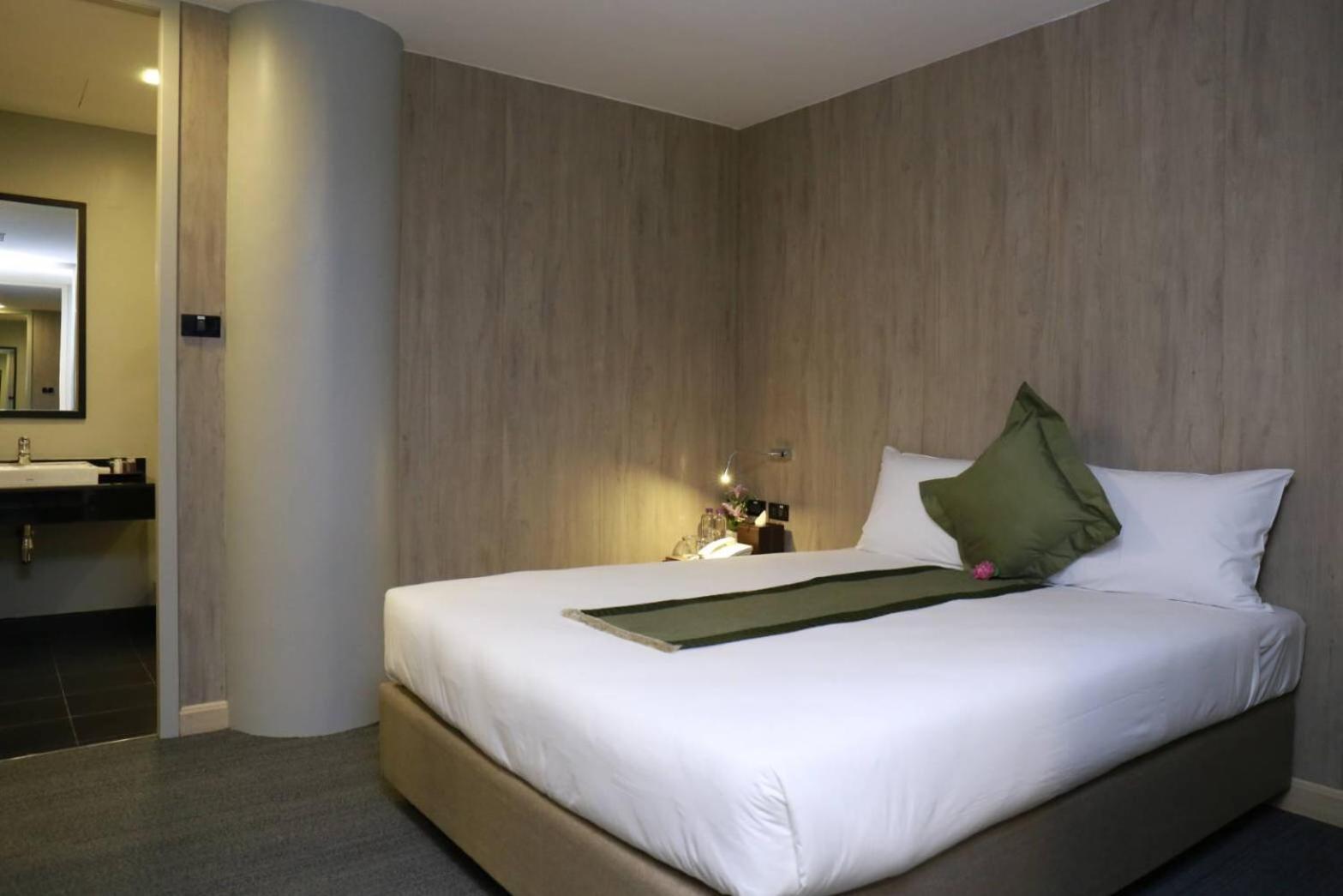 Day Use Room - 8 hours use only,1075697950:JPEG