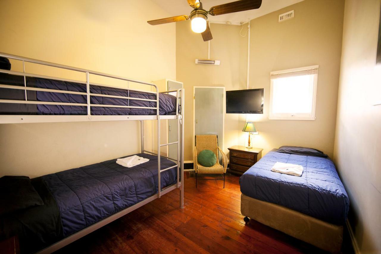 Basic Triple Room,838638068:JPEG