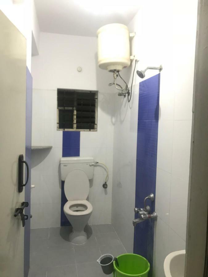 Economy Double Room,893919517:JPEG