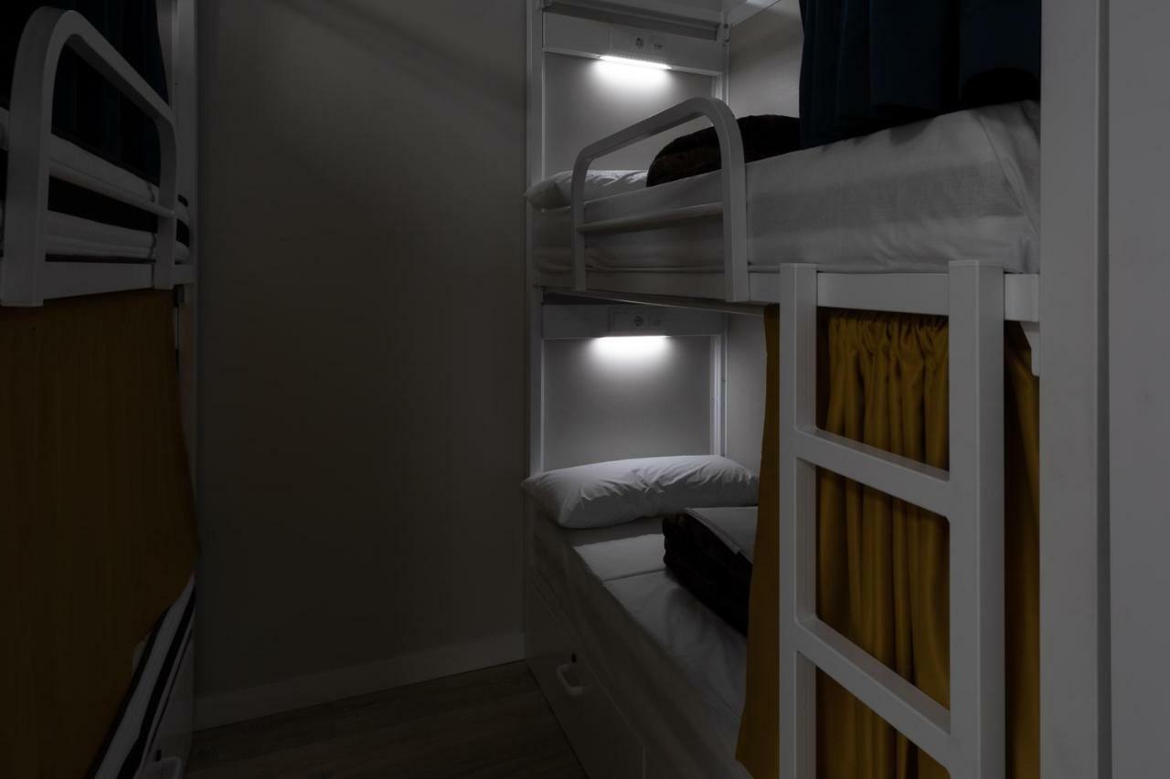 Bunk Bed in Mixed Dormitory Room