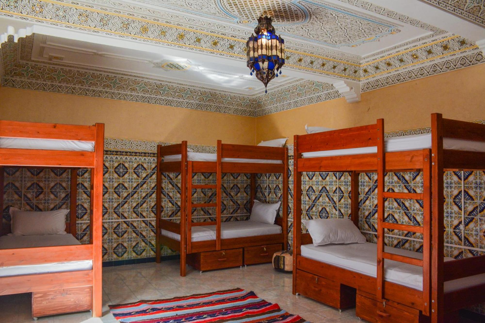 Bed 6-Bed Dormitory Room