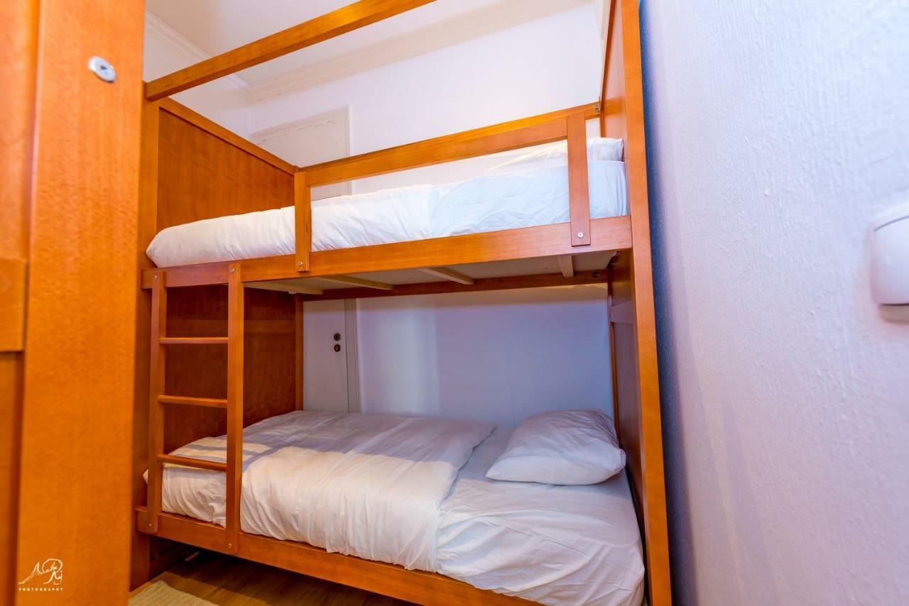 Bunk Bed in Mixed Dormitory Room