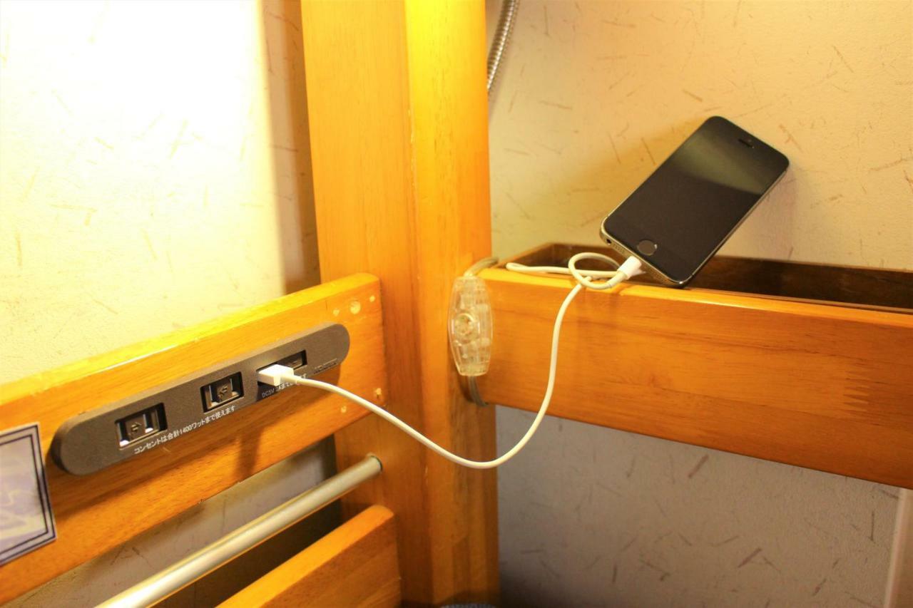 Single Bed in Mixed Dormitory Room with Toilet (5 Adults),1222546792:JPEG