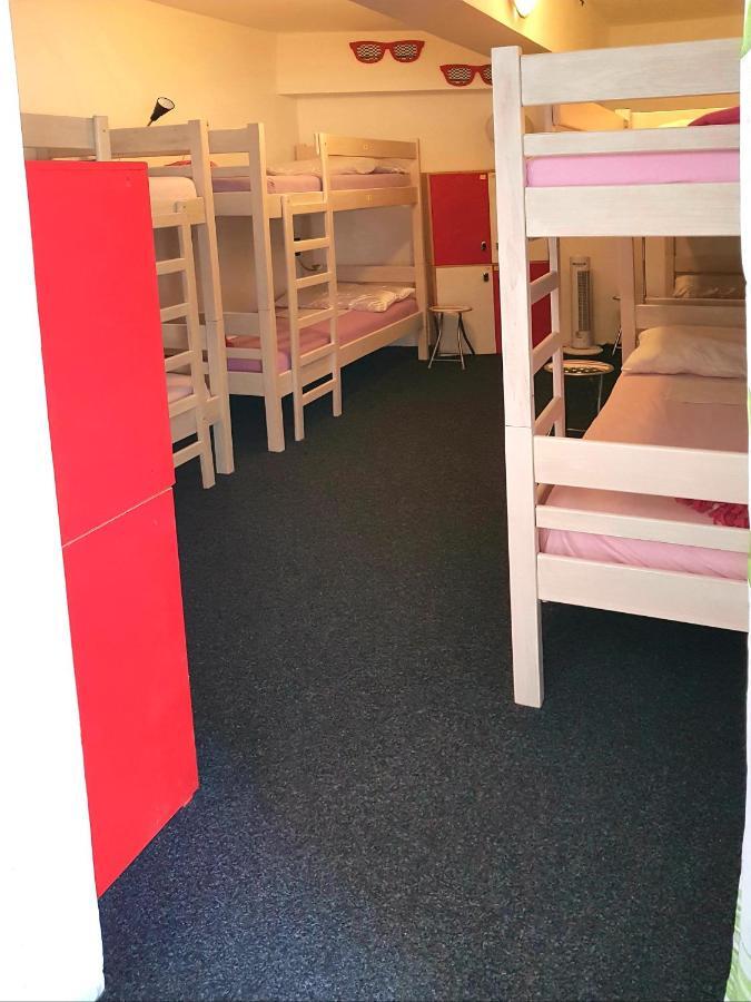 Bed in 8-Bed Mixed Dormitory Room