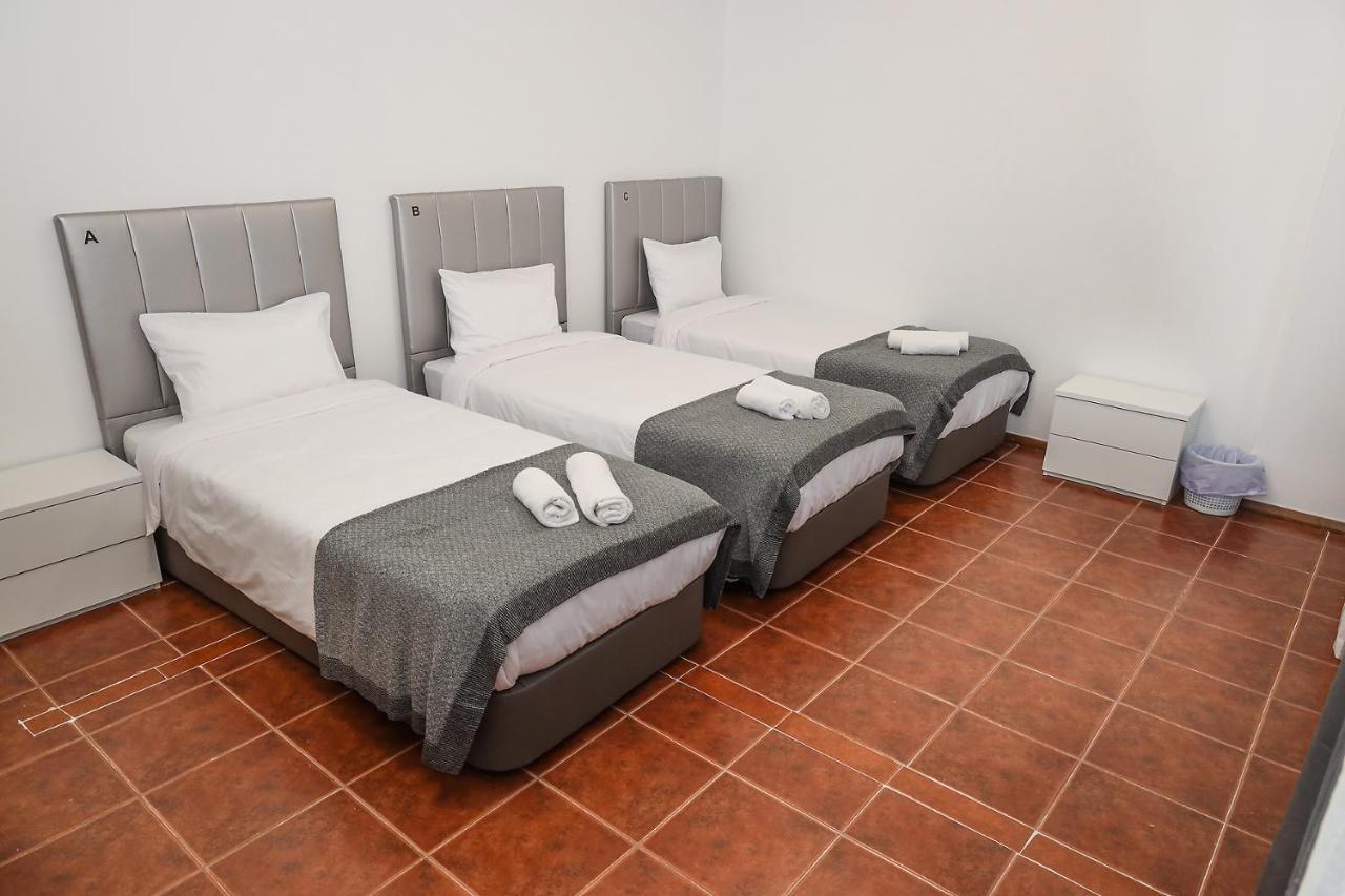 Single Bed Mixed Dormitory Room