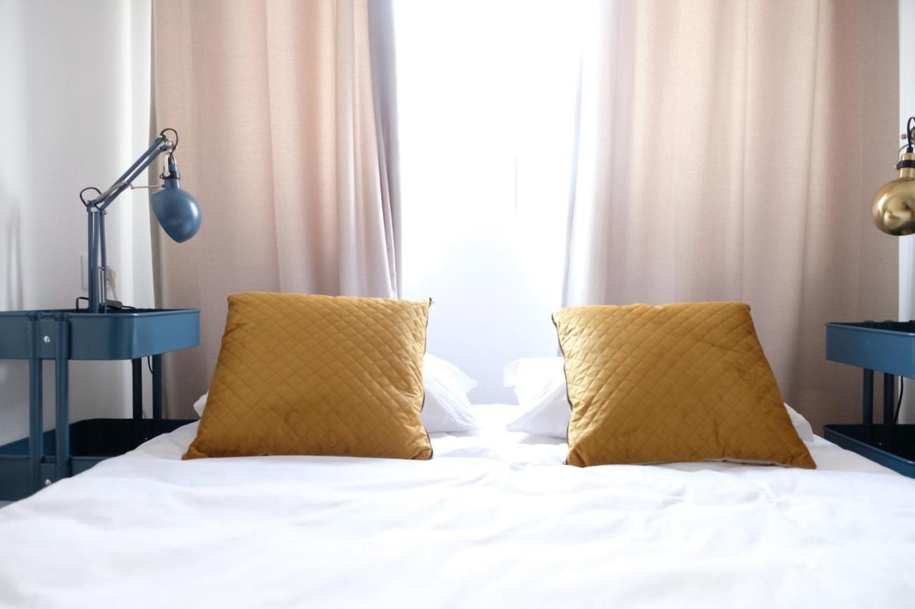 Standard Studio,955161187:JPEG