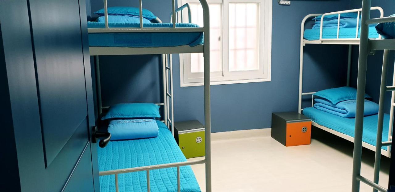 6-Bed Mixed Dormitory Room