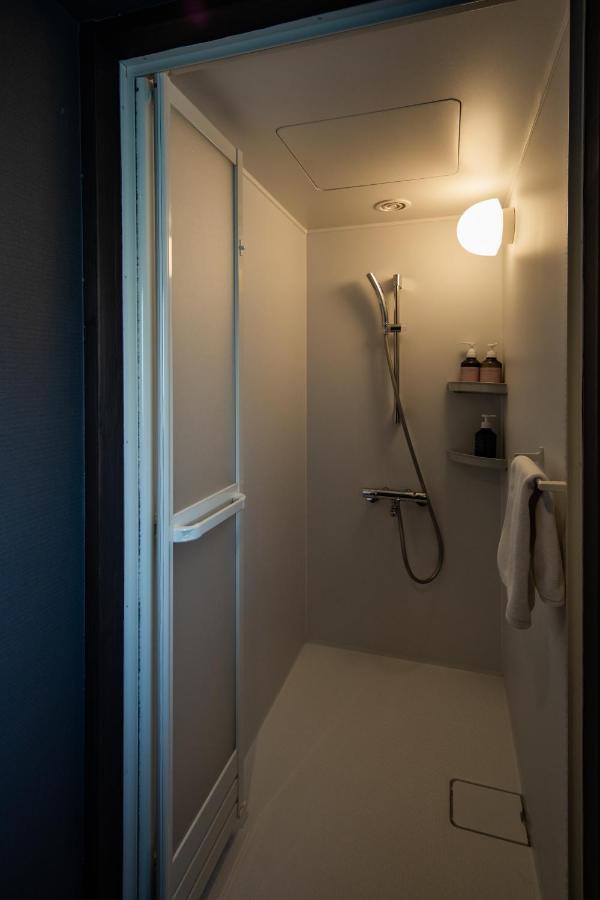 Deluxe Single Room,1203542428:JPEG