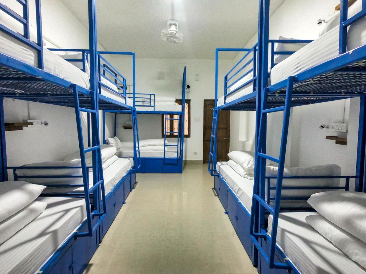 Bed in 10-Bed Mixed Dormitory Room