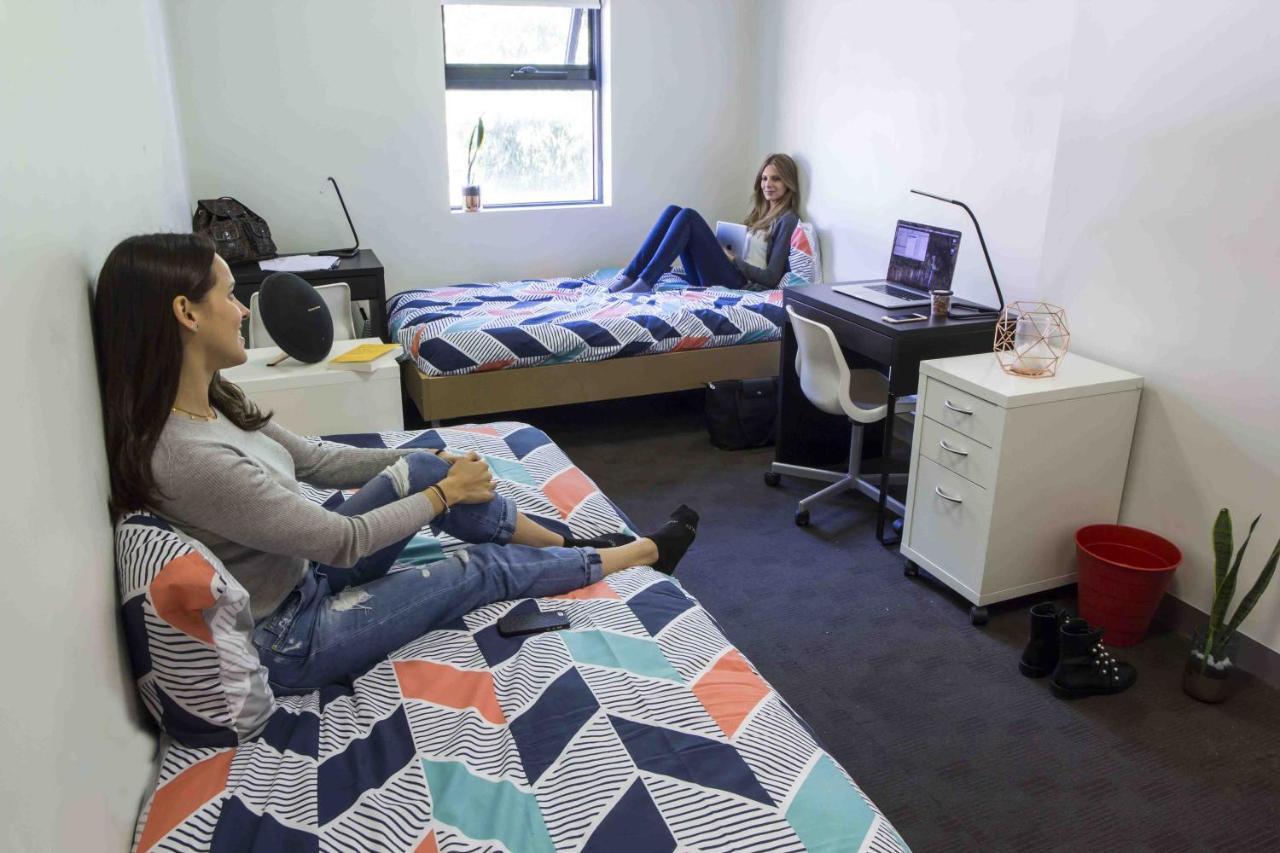 Twin Room with Shared Bathroom