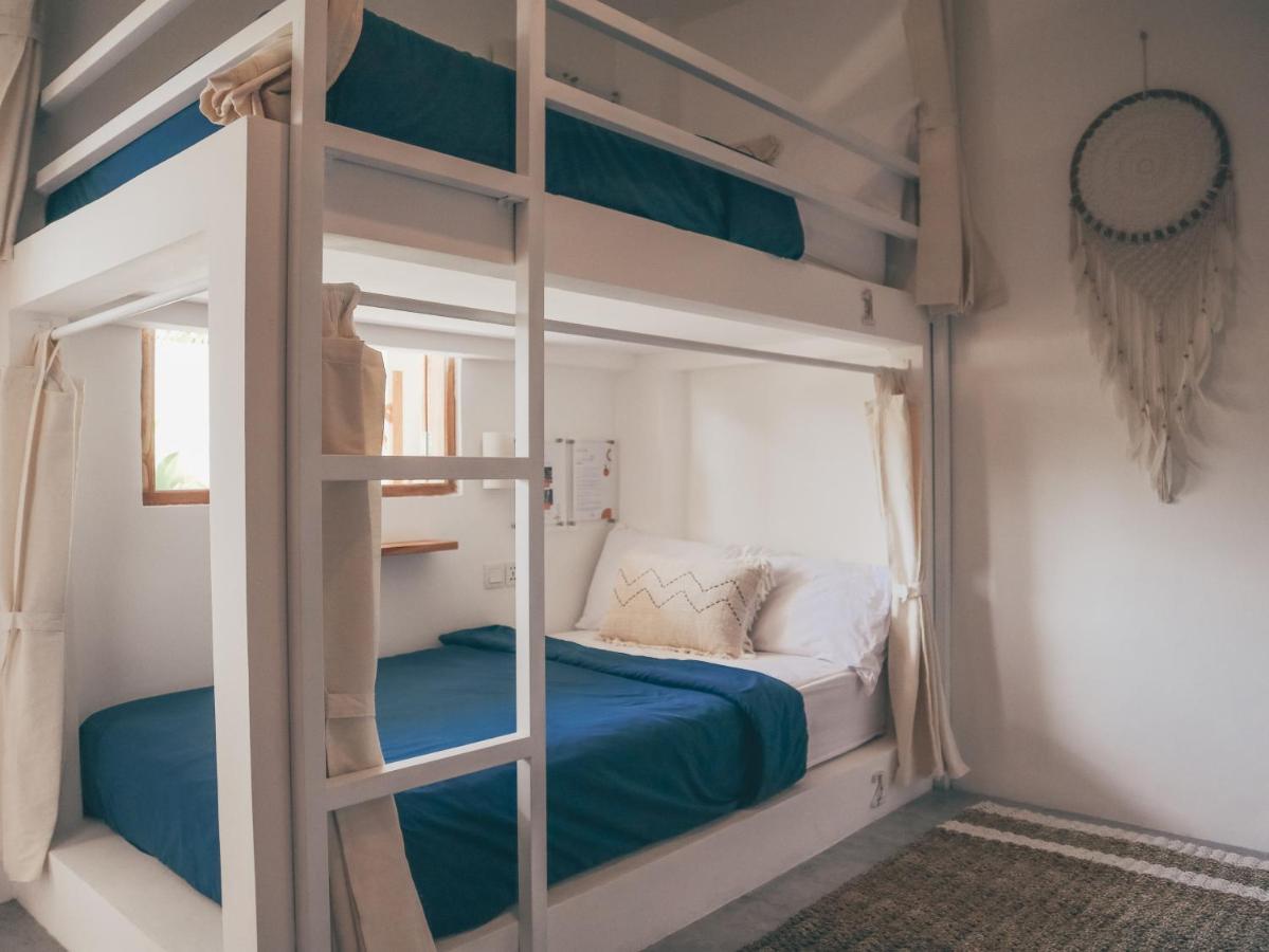 Bed in 4-Bed Female Dormitory Room,975206851:JPEG