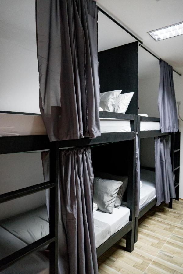 Bed 8-Bed Mixed Dormitory Room