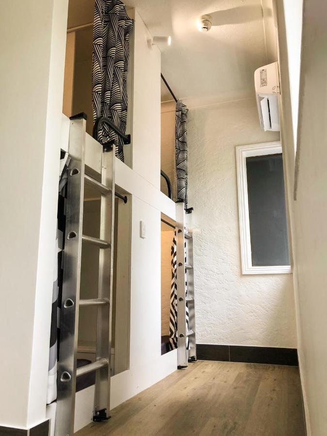 Bed in 18-Bed Mixed Pod Room,982221544:JPEG