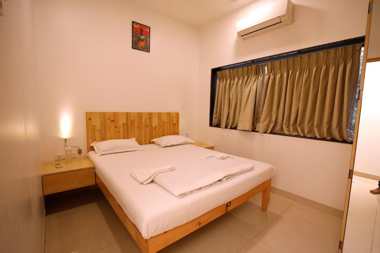 Deluxe Double Room with Shower,996009919:JPEG