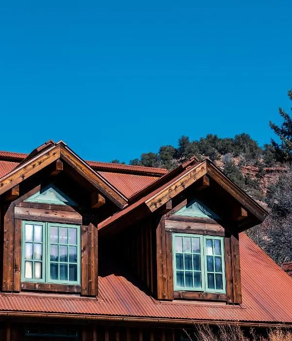 The Bivvi Hostel Telluride-1