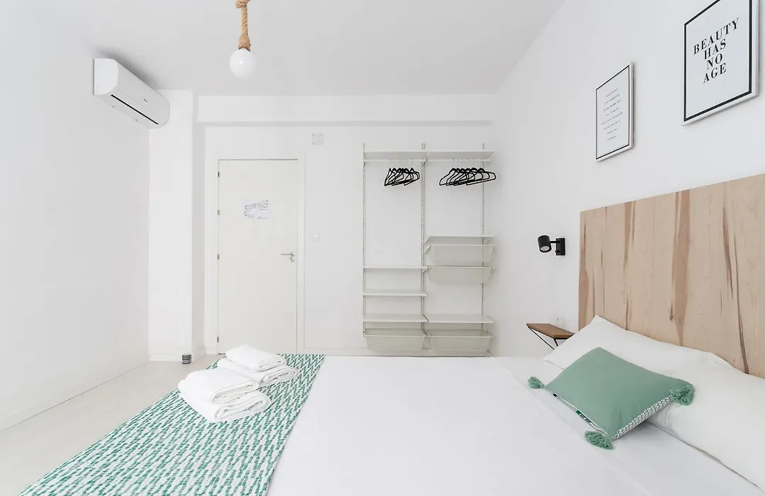 Hb Rooms - Casa M&J Guest House-1