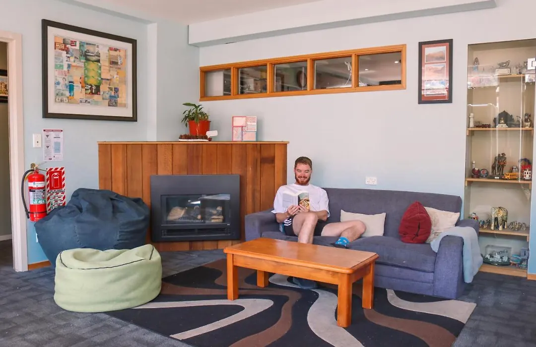 Adventure Queenstown Hostel-1