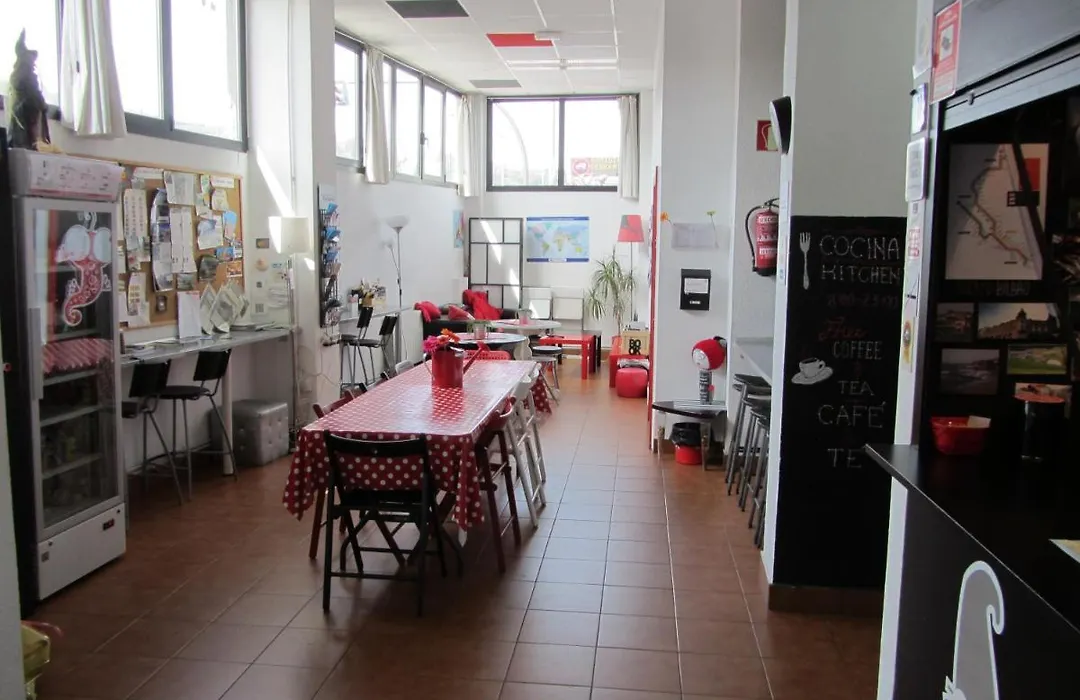 Bilbao Akelarre Hostel-1