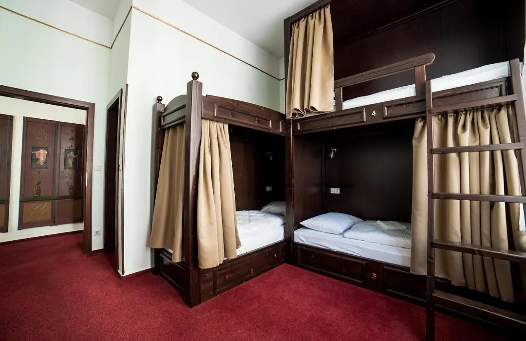 Vienna Boutique - Premium Hostel-1