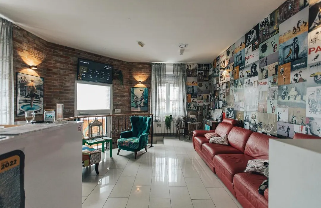 Palmers Lodge Hostel-1