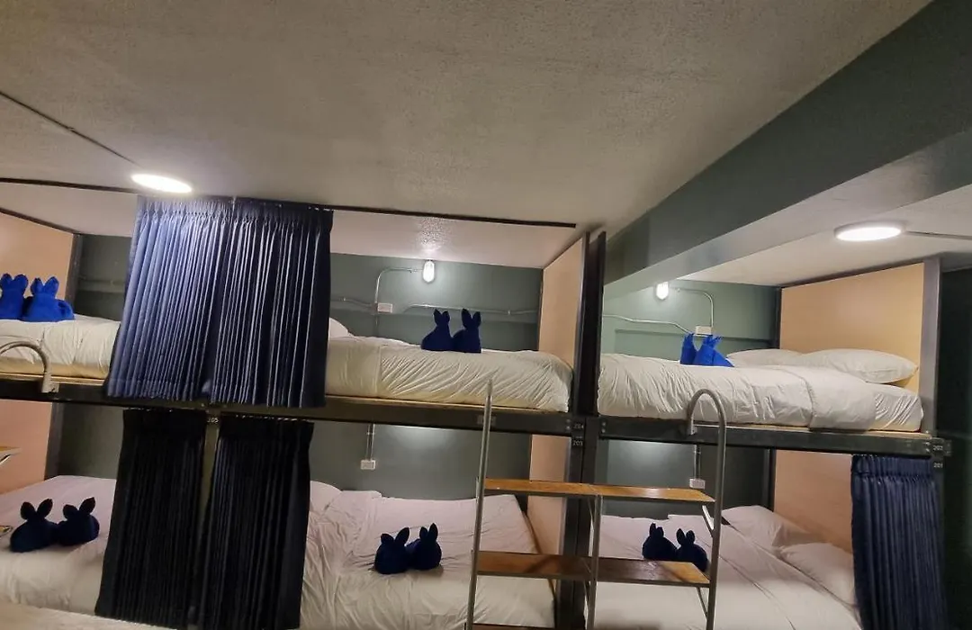 Glur Hostel Pattaya Walking Street-1