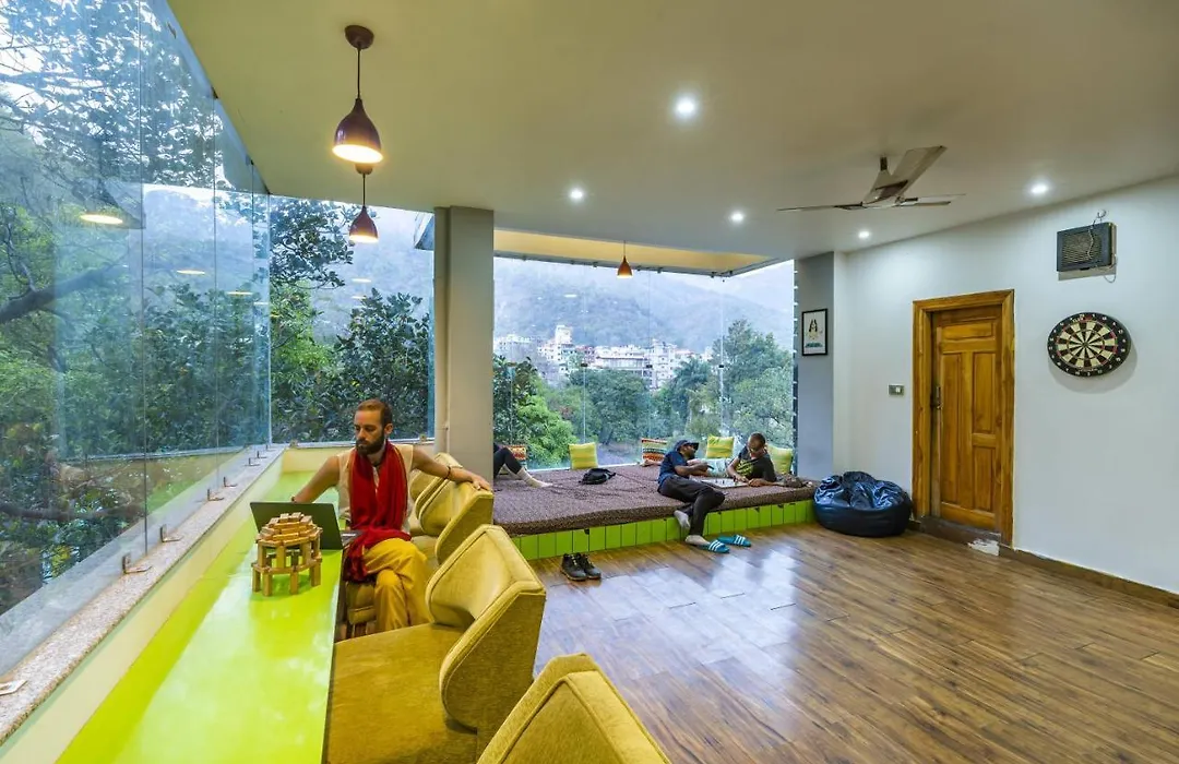 Zostel Rishikesh, Tapovan-1