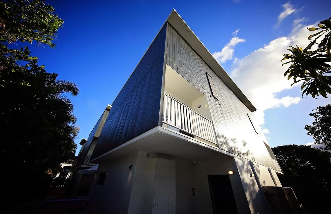 Redhill Cairns Living - Gatton St-1