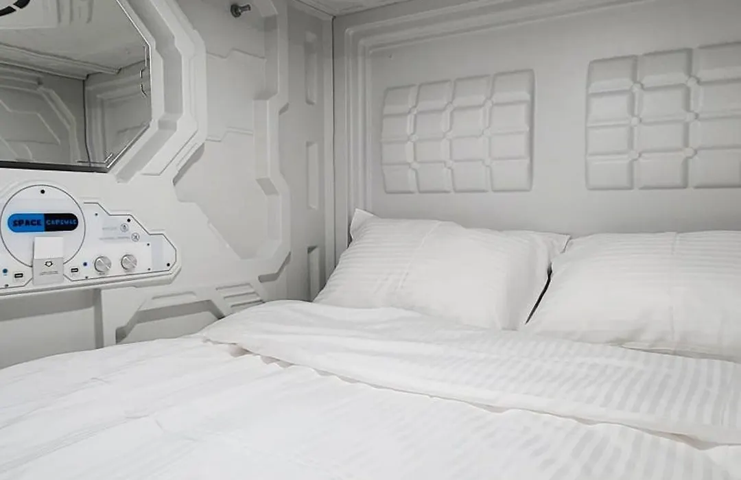 Capsula Hotel-1