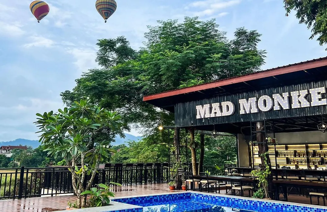 Mad Monkey Vang Vieng-1