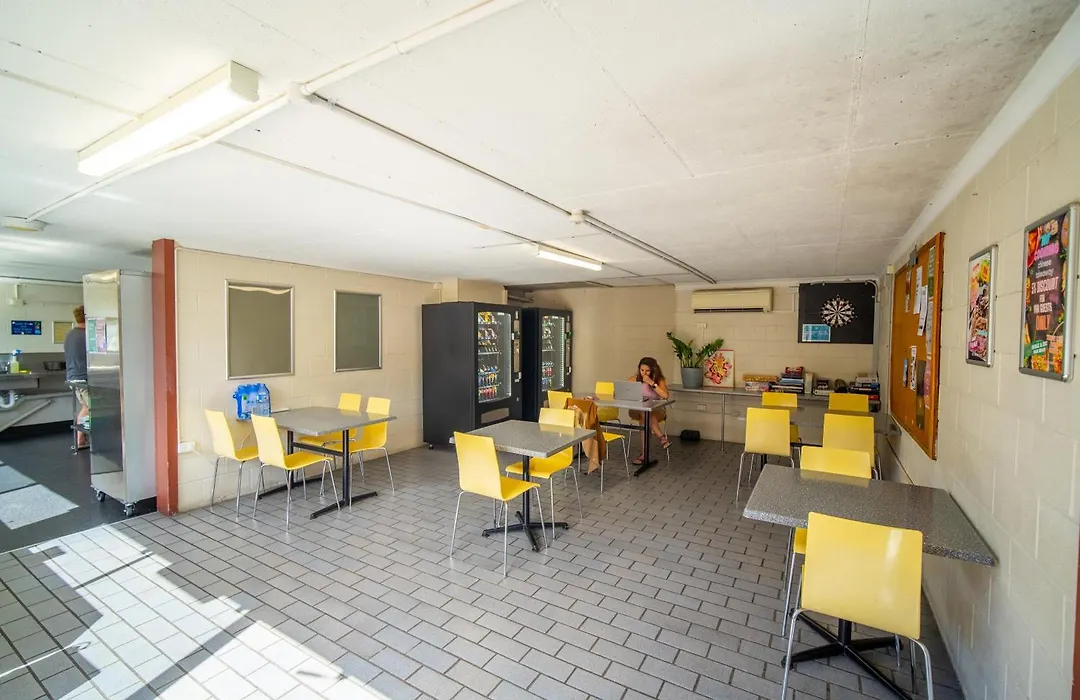 The Hostel, Airlie Beach-1