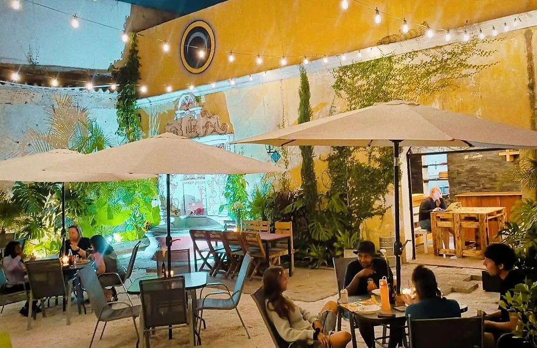 Volko Party Hostel-1