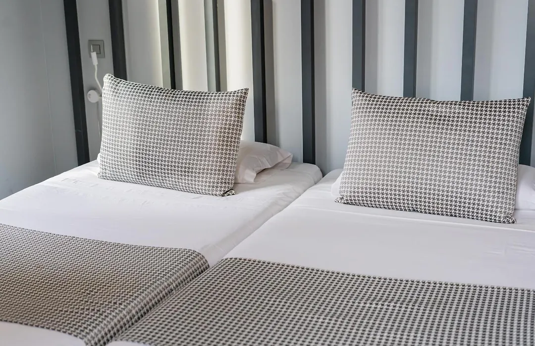 Hostal Carmen-Gran Via-1